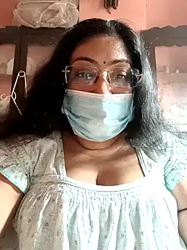 Snapshot of LAVERNIYA_ chatting on January 11, 9:04 am LAVERNIYA  online show from January 11, 9:04 am