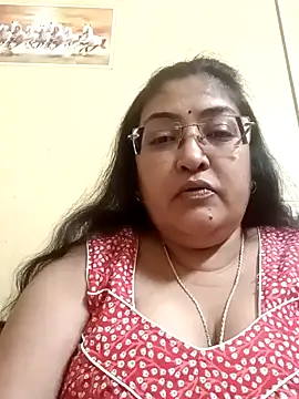 Snapshot of LAVERNIYA_ chatting on February 15, 11:28 am LAVERNIYA  online show from February 15, 11:28 am
