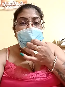 Snapshot of LAVERNIYA_ chatting on February 27, 2:54 pm LAVERNIYA  online show from February 27, 2:54 pm
