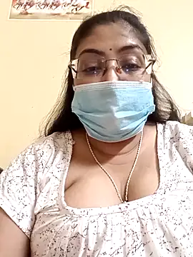 Snapshot of LAVERNIYA_ chatting on March 7, 1:18 pm LAVERNIYA  online show from March 7, 1:18 pm