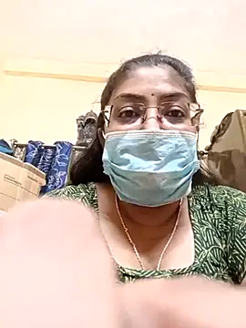 Snapshot of LAVERNIYA_ chatting on March 20, 2:53 pm LAVERNIYA  online show from March 20, 2:53 pm