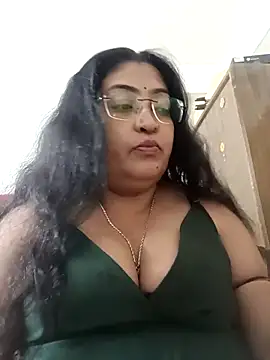 Snapshot of LAVERNIYA_ chatting on September 16, 11:44 am LAVERNIYA  online show from September 16, 11:44 am