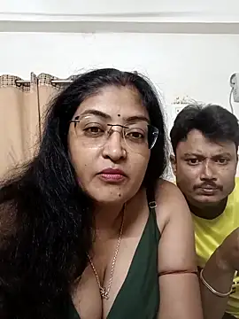 Snapshot of LAVERNIYA_ chatting on September 18, 11:45 am LAVERNIYA  online show from September 18, 11:45 am