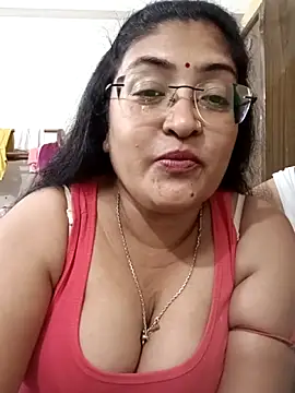 Snapshot of LAVERNIYA_ chatting on October 7, 7:44 pm LAVERNIYA  online show from October 7, 7:44 pm