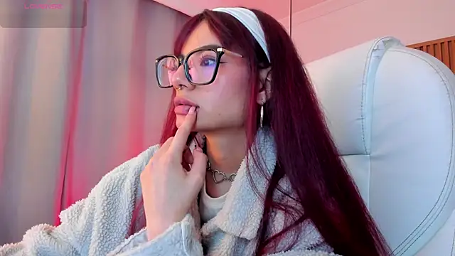 sophiecherry  online show from November 24, 10:20 pm