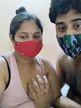 IND COUPLE1 online show from December 10, 6:54 am