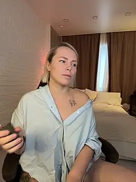 Charming Daphny online show from November 28, 6:38 am