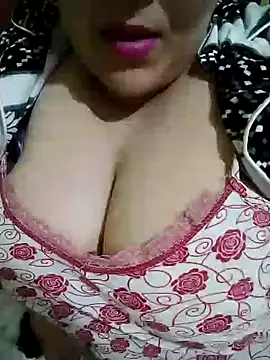 Snapshot of DALO3A85 chatting on March 7, 7:49 pm DALO3A85 online show from March 7, 7:49 pm