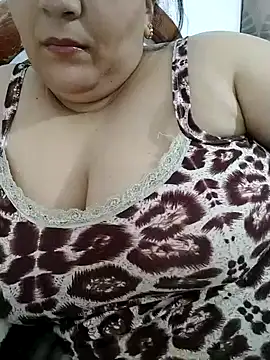 Snapshot of DALO3A85 chatting on October 9, 10:02 am DALO3A85 online show from October 9, 10:02 am