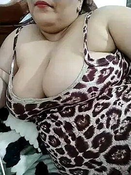 Snapshot of DALO3A85 chatting on October 11, 10:30 pm DALO3A85 online show from October 11, 10:30 pm