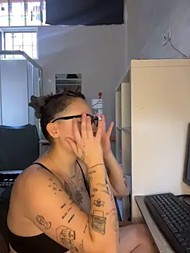 Hawitxui online show from October 26, 10:32 am