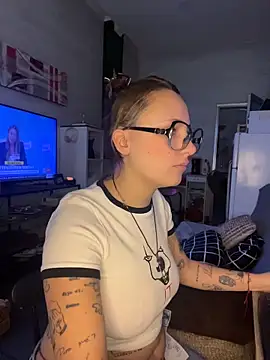 Hawitxui online show from December 3, 8:12 am