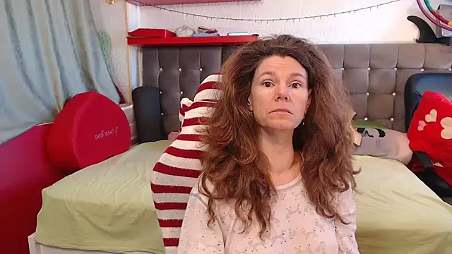 kellyterapy online show from November 24, 9:42 am