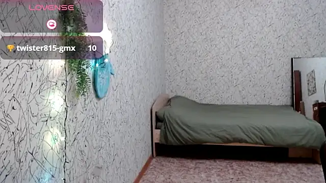 Athena Richards online show from December 15, 5:06 pm