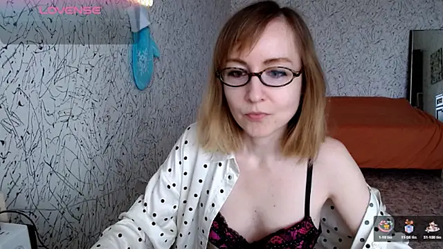 Athena Richards online show from March 22, 9:02 am