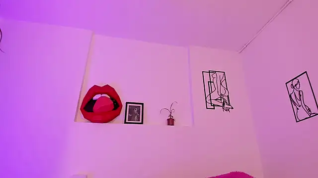 Snapshot of ari_amisi chatting on March 13, 9:48 pm ari amisi online show from March 13, 9:48 pm