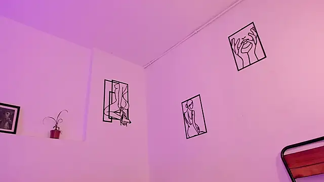 Snapshot of ari_amisi chatting on March 22, 6:03 pm ari amisi online show from March 22, 6:03 pm