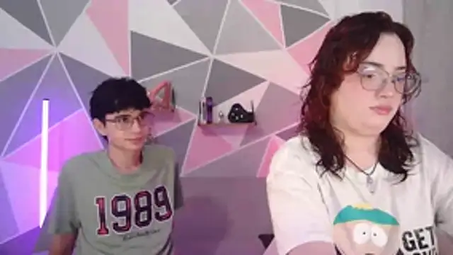 Snapshot of AndrewAnndCherry chatting on November 29, 12:35 am AndrewAnndCherry online show from November 29, 12:35 am