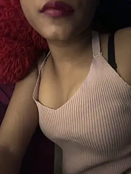 Snapshot of Hot_Goldengirl chatting on October 10, 8:08 pm Hot Goldengirl online show from October 10, 8:08 pm