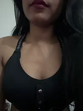 Hot Goldengirl online show from March 24, 8:25 pm