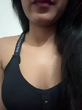 Hot Goldengirl online show from April 7, 8:53 pm