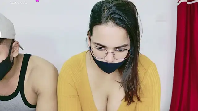 Snapshot of RupaliDixit chatting on November 7, 8:47 am RupaliDixit online show from November 7, 8:47 am