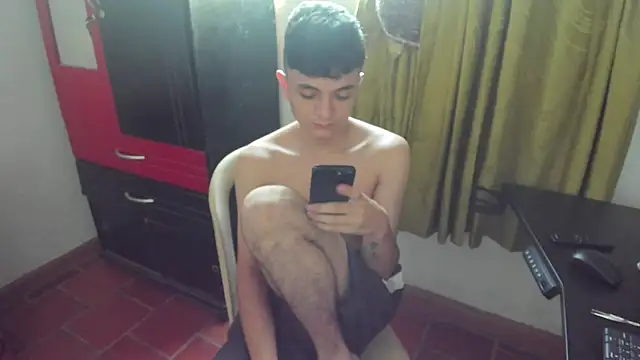 Waturox online show from April 2, 8:39 pm