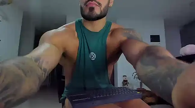 Snapshot of Alexander_Martines chatting on January 7, 1:49 am Alexander Martines online show from January 7, 1:49 am