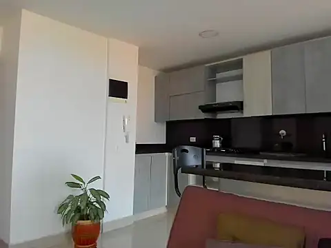 Snapshot of Alexander_Martines chatting on November 29, 9:40 pm Alexander Martines online show from November 29, 9:40 pm