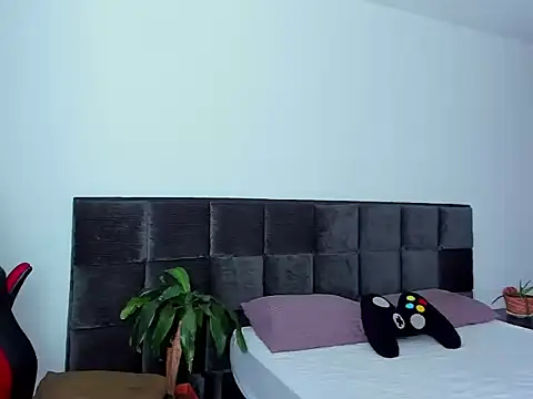 Alexander Martines online show from April 18, 7:58 pm