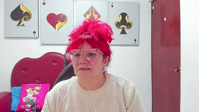 Salomeediaz  online show from December 19, 9:11 pm