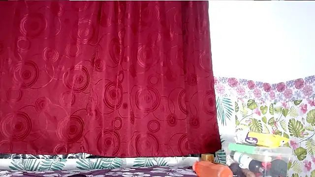 alisontitsmilk19 online show from March 7, 1:09 am