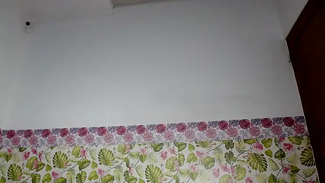 alisontitsmilk19 online show from March 21, 1:45 am