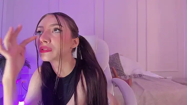 Snapshot of Mariapettit chatting on March 11, 12:28 pm Mariapettit online show from March 11, 12:28 pm