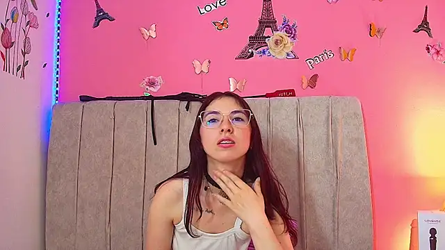 mildre303av online show from March 15, 5:59 pm