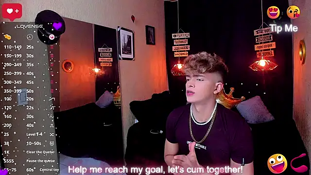 Snapshot of ANDRIUS_24 chatting on December 22, 4:20 am ANDRIUS 24 online show from December 22, 4:20 am