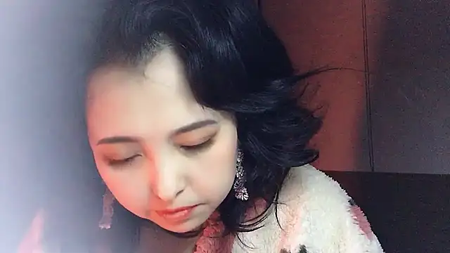Hanicarrot online show from December 15, 9:42 pm