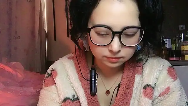 Hanicarrot online show from December 24, 2:43 am