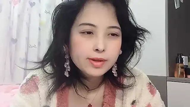 Hanicarrot online show from December 28, 4:52 pm