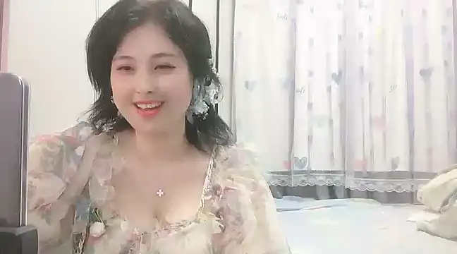 Hanicarrot online show from February 10, 9:47 am