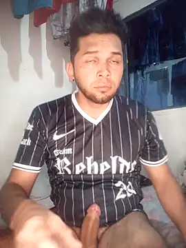 Elfllacco online show from April 2, 6:33 am