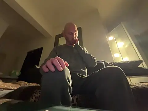 Germankink online show from January 2, 4:02 pm