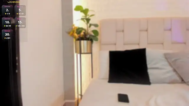 Natasha Smith09 online show from February 28, 3:15 am