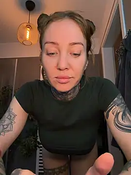ElenaHaze online show from July 15, 4:07 am