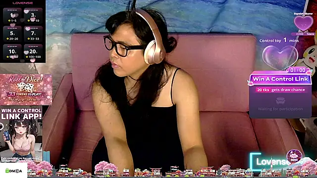 Snapshot of tashakaixxx chatting on May 17, 3:26 am tashakaixxx online show from May 17, 3:26 am