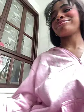 adaraSmiith online show from December 13, 6:49 pm