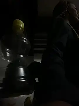 adaraSmiith online show from January 11, 11:23 am