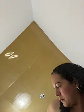 luisa curli online show from January 15, 4:17 am