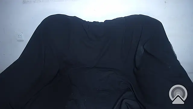 LureLily online show from December 8, 5:44 pm