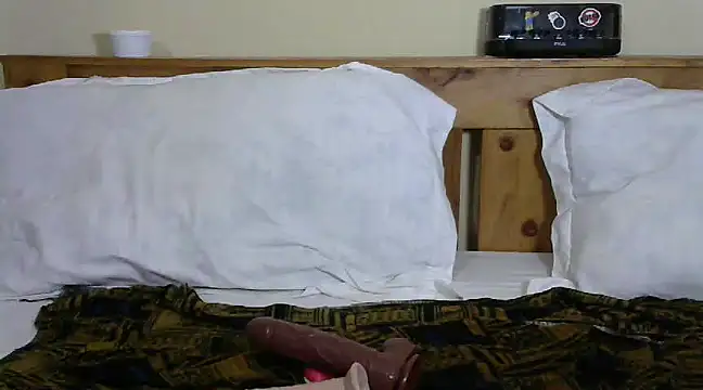 preettys56 online show from March 10, 4:03 pm